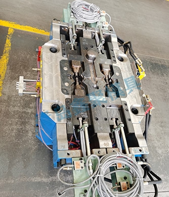 電(diàn)機(jī)殼體(tǐ)模具